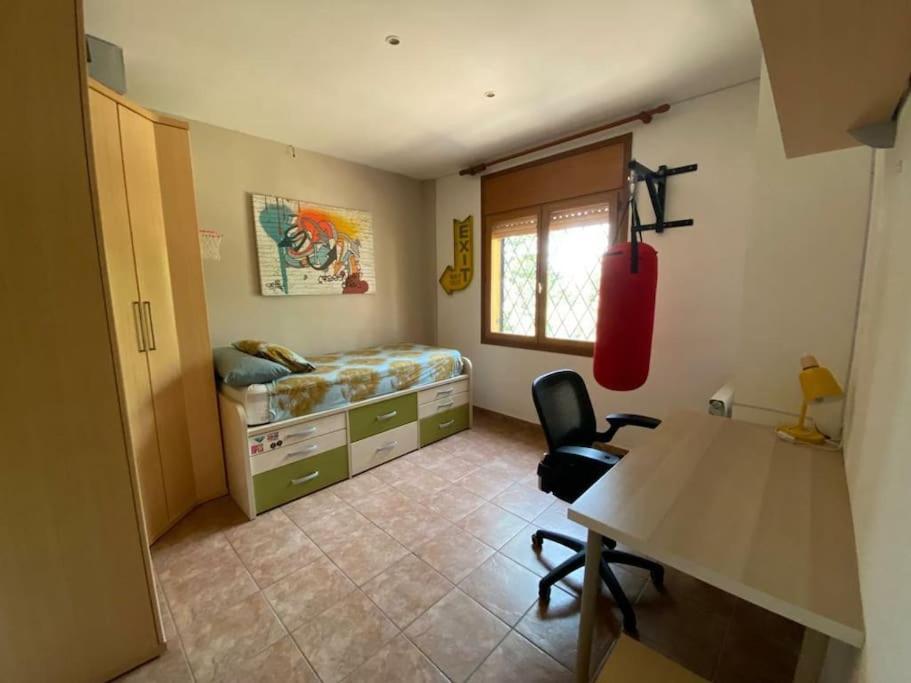 Casa con jardin en Barcelona ideal para familias. photo 4