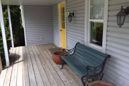 Green Leaves - Family Getaway in PEC photo 3