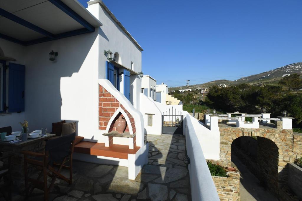 Lovely Apartment For 4 Ppl In Tinos photo 1