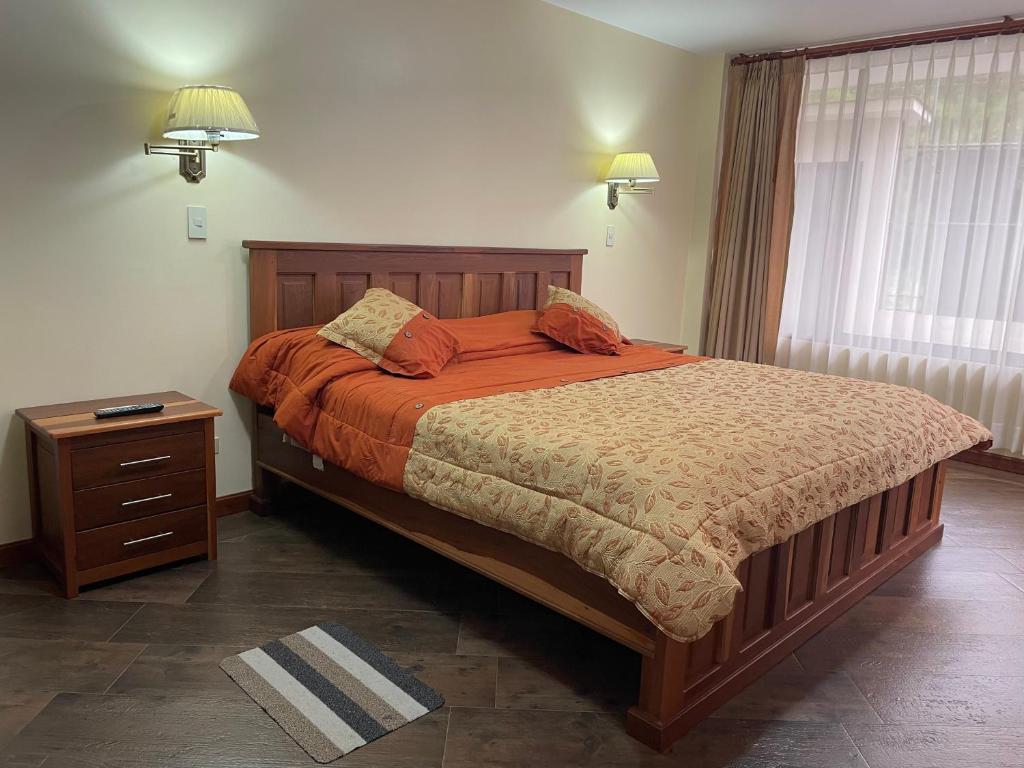 Luxury Mansion Getaway - Casa Grande Vacacional 5 bedroom 5 bath