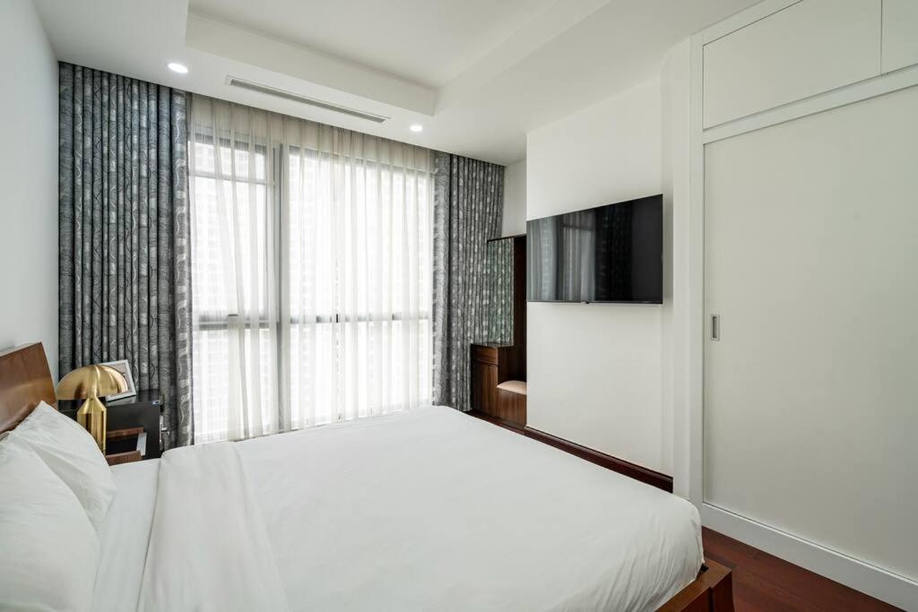 Chizzhousing_Vinhomes Royal City_2BR Apartment