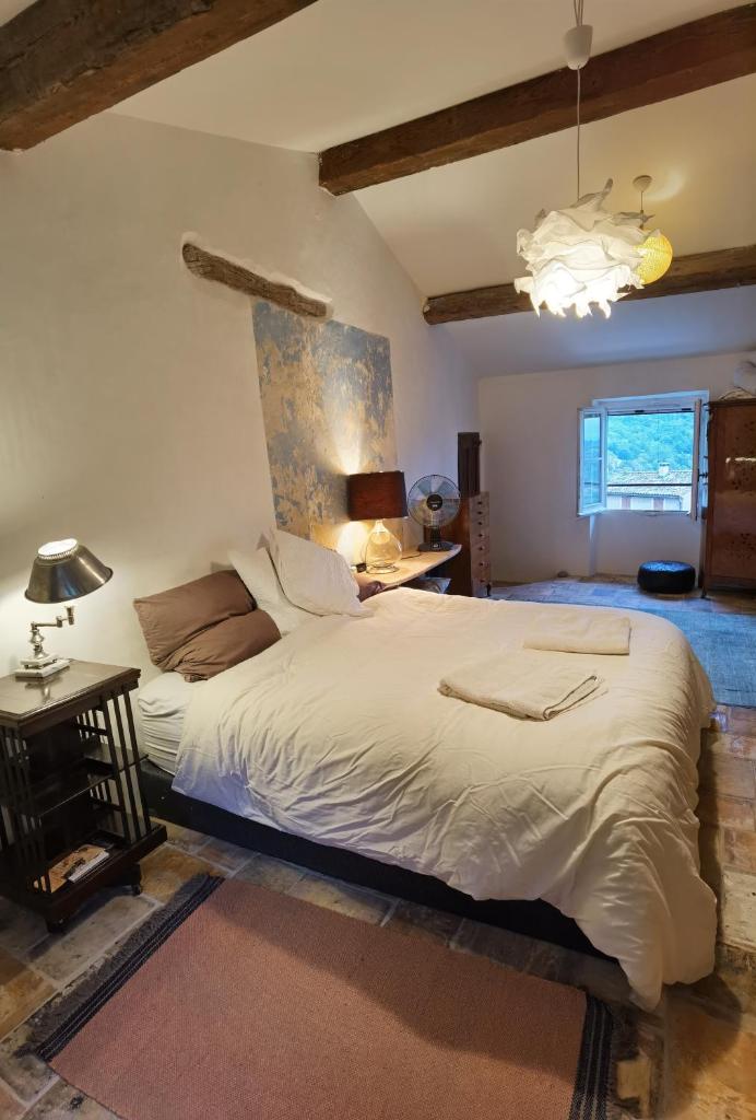 Spacious stylish Provencal house with terrace photo 3