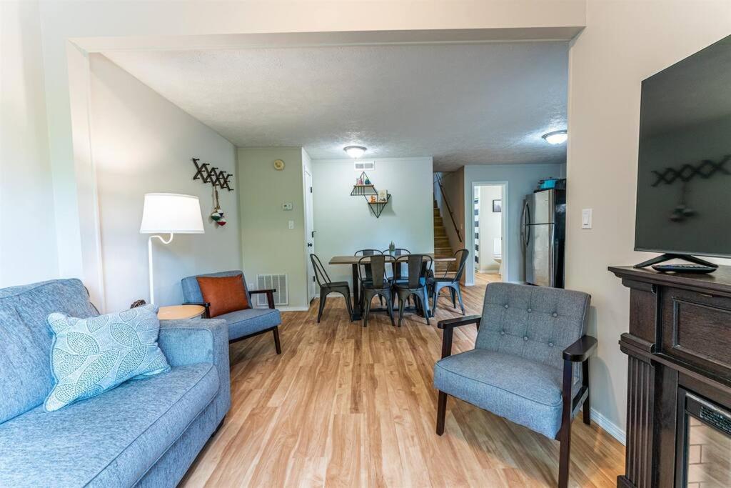 Tribesman Resort #1 on Table Rock Lake by Silver Dollar City photo 3