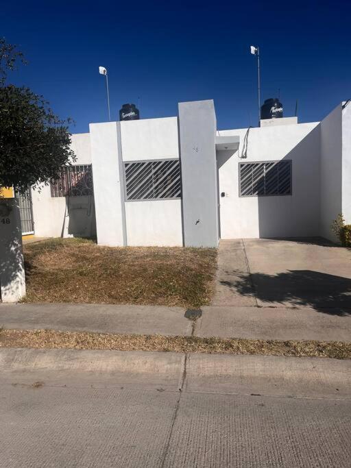 Residencia en Ciudad Guzmán photo 1