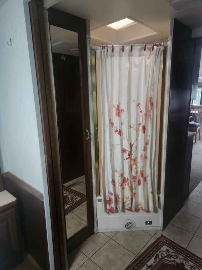 Luxury 41 ft Motorhome