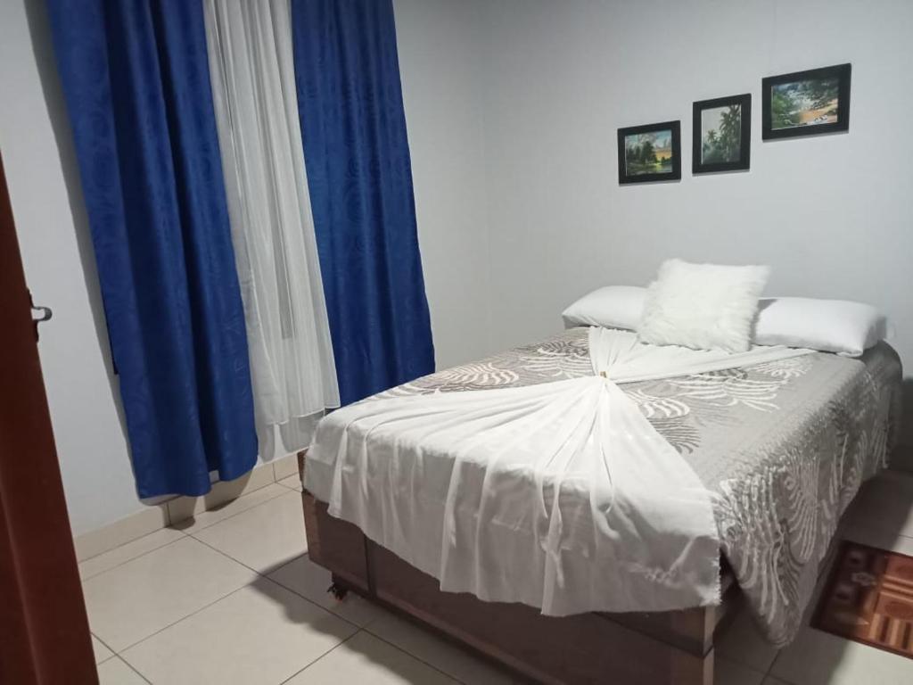 HOSTAL FAMAR photo 1