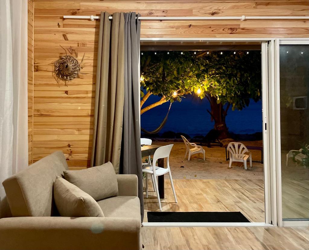 Rangiroa Beach House photo 4