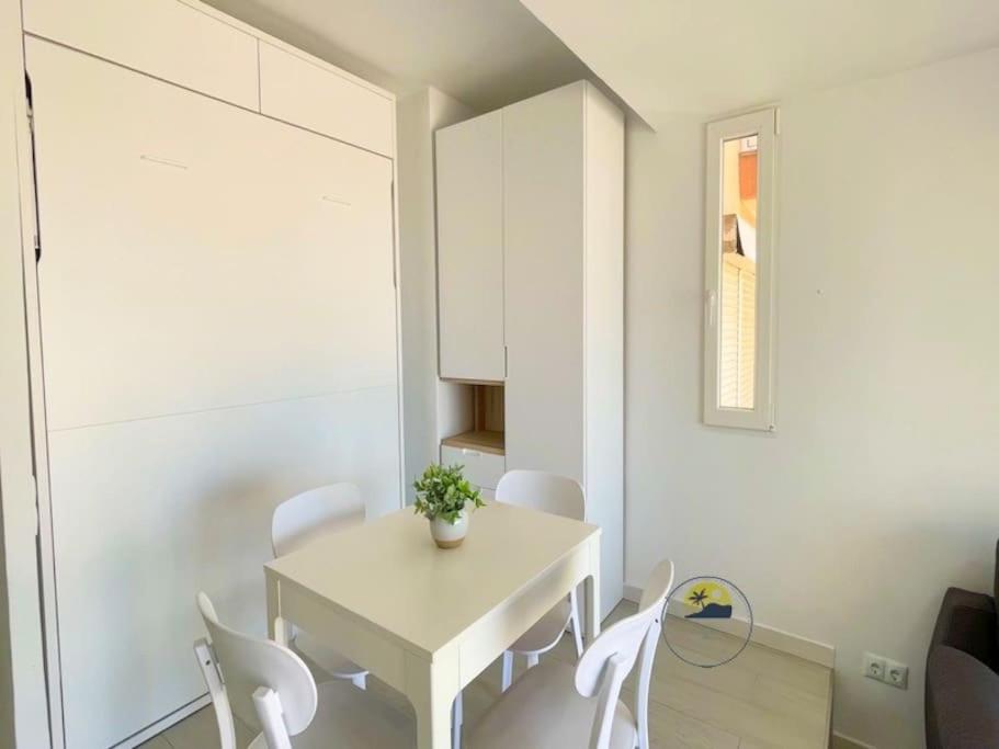 Modern studio apartment at Monaco,La Manga photo 2