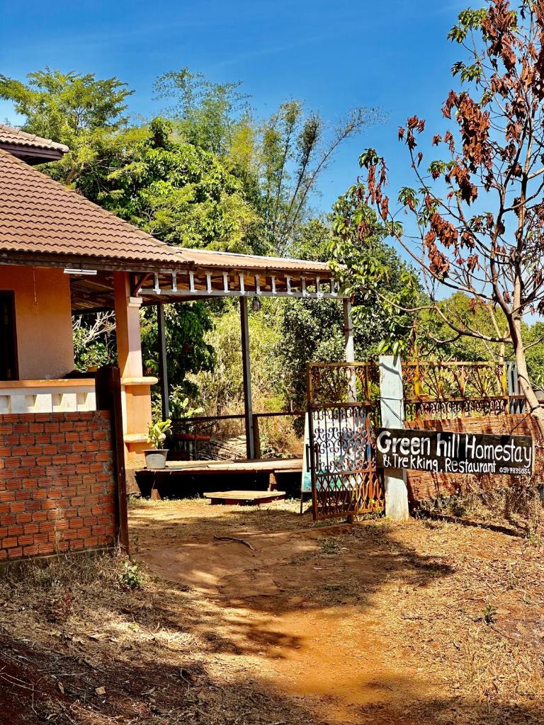 Green Hill Homestay, Restaurant & Treķking photo 2