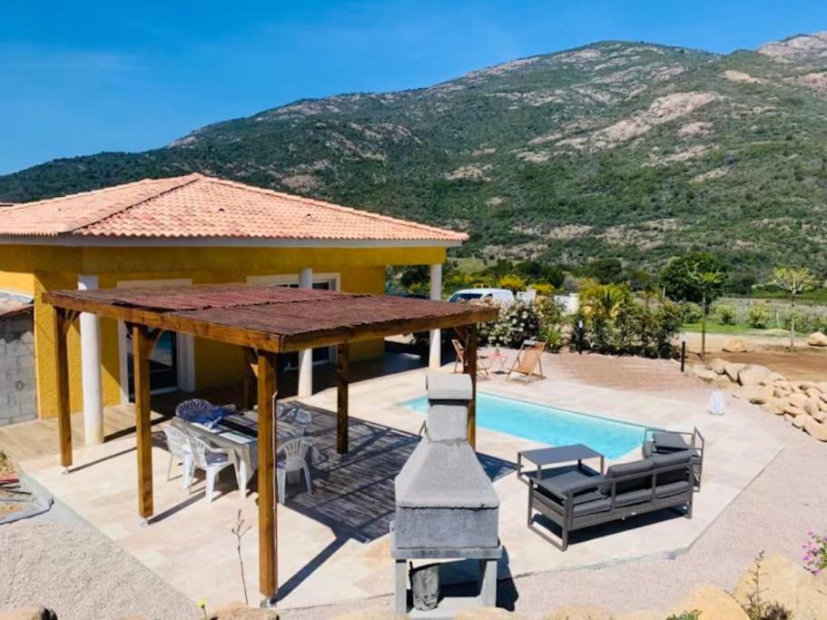 Très belle villa au calme avec piscine à Sagone photo 4