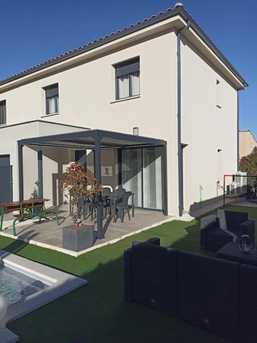 Maison familiale avec piscine photo 1