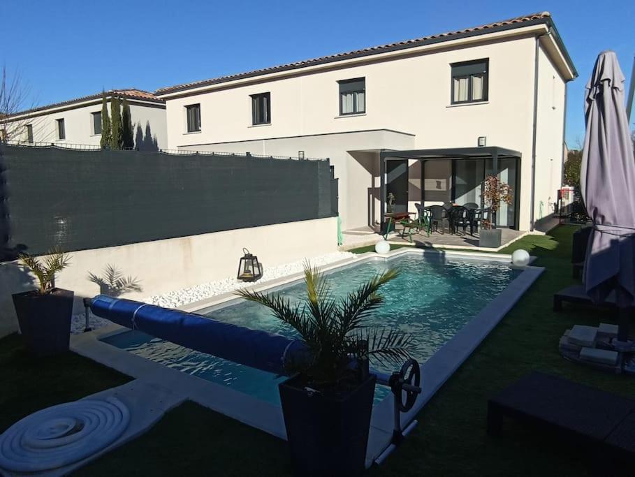 Maison familiale avec piscine photo 2
