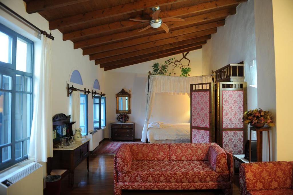 Villa Kynthia photo 1
