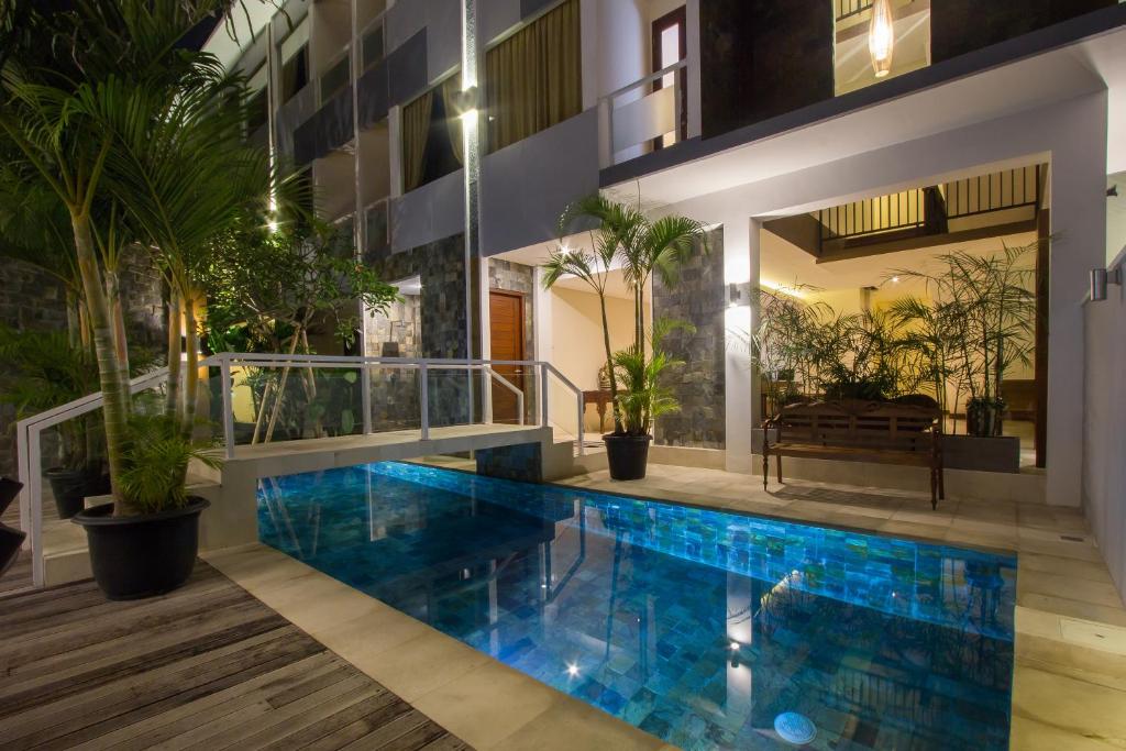 M Suite Bali - Tap to explore photos
