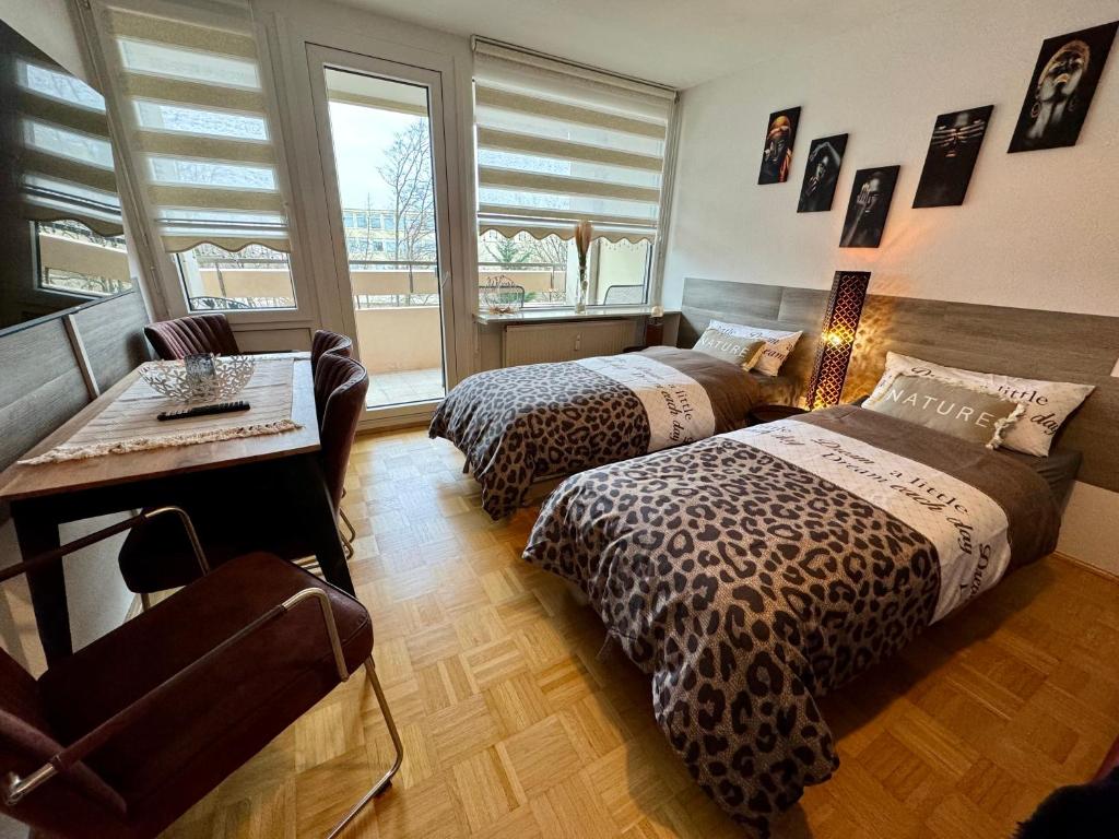 Sunset View Apartment with Logia photo 4