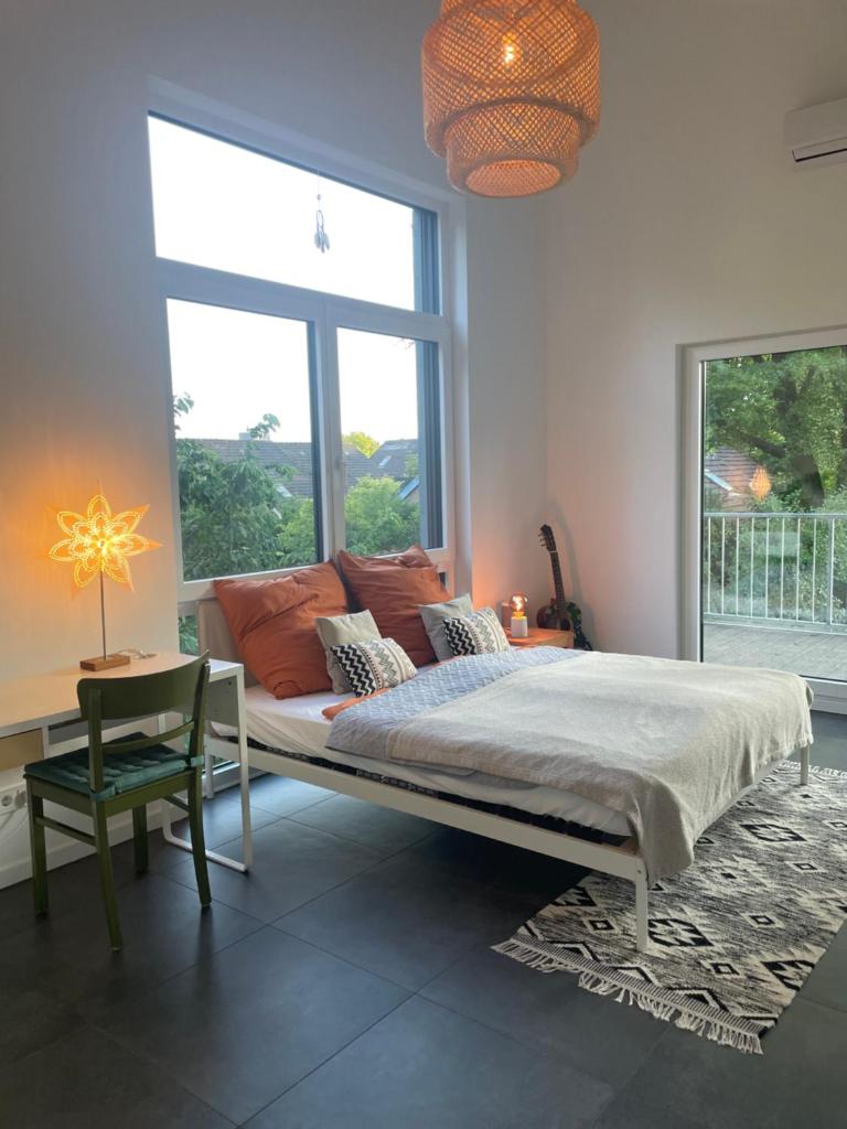 Quiet, Central House (150sqm) with Garden & Sauna photo 2
