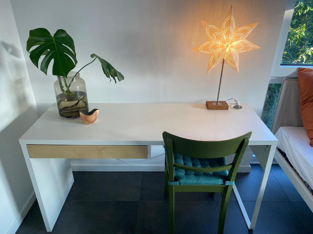 Quiet, Central House (150sqm) with Garden & Sauna photo 3