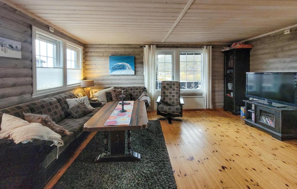 Beautiful Home In Vringsfoss With House A Panoramic View photo 3