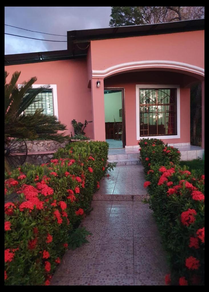 Ixoras Guest House