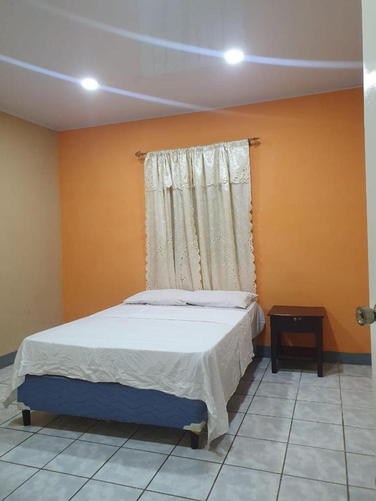 Ixoras Guest House photo 3