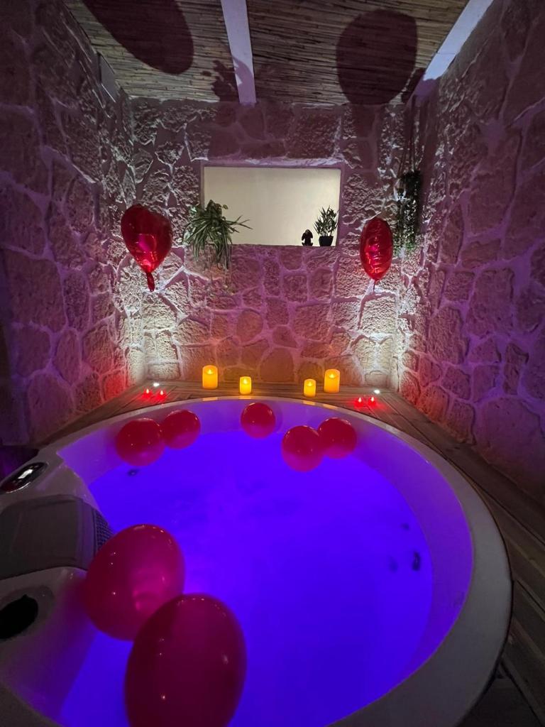 Les Spas de la mer, Suite & Spa, Love room, Plein Cœur du Grau photo 1