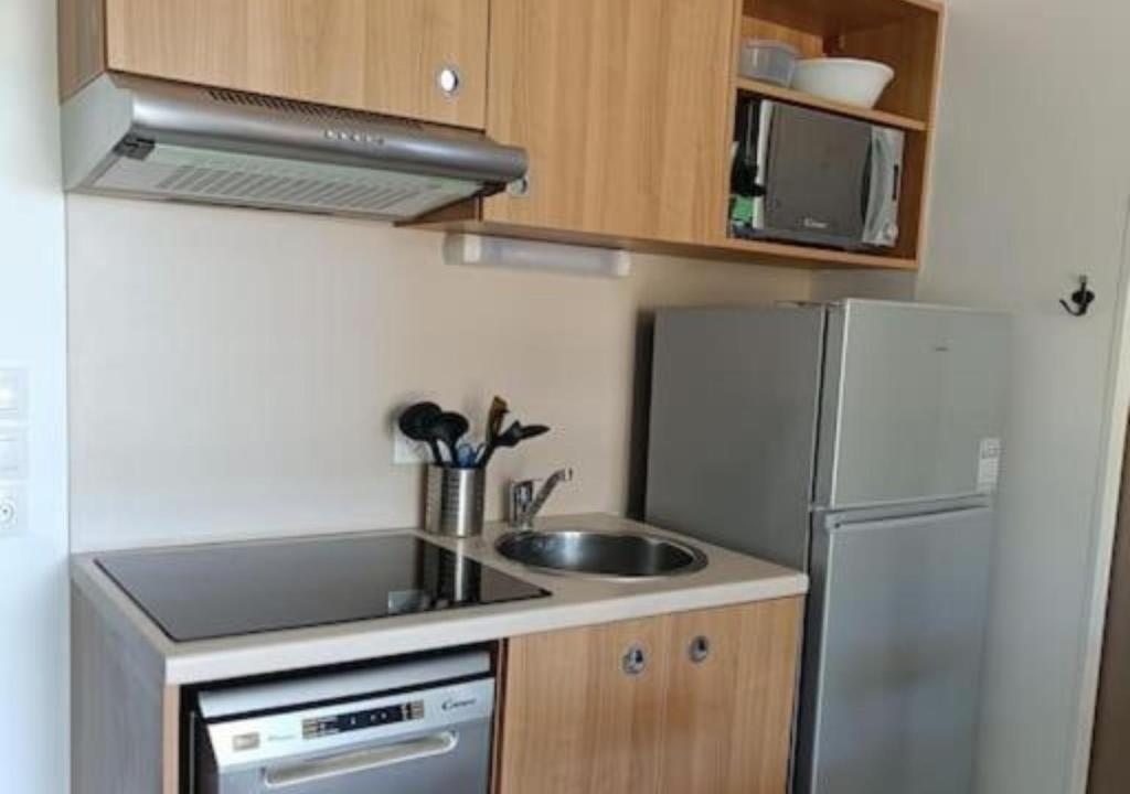 L'argentière, proche plage,Résidence piscine, Tennis, parking photo 2
