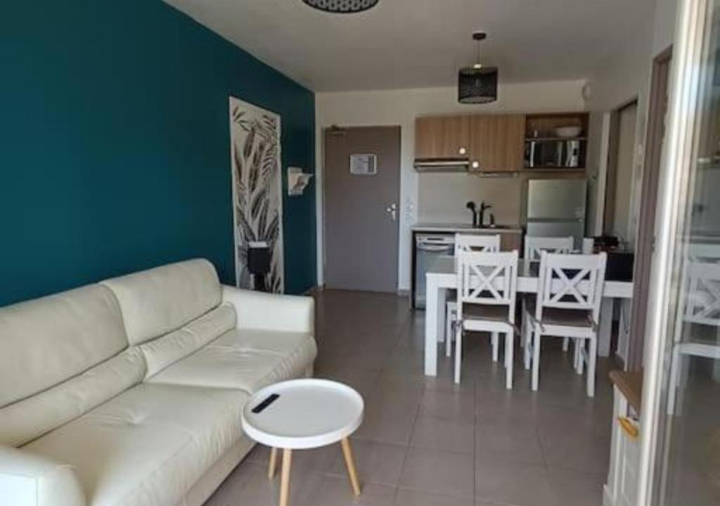 L'argentière, proche plage,Résidence piscine, Tennis, parking photo 4