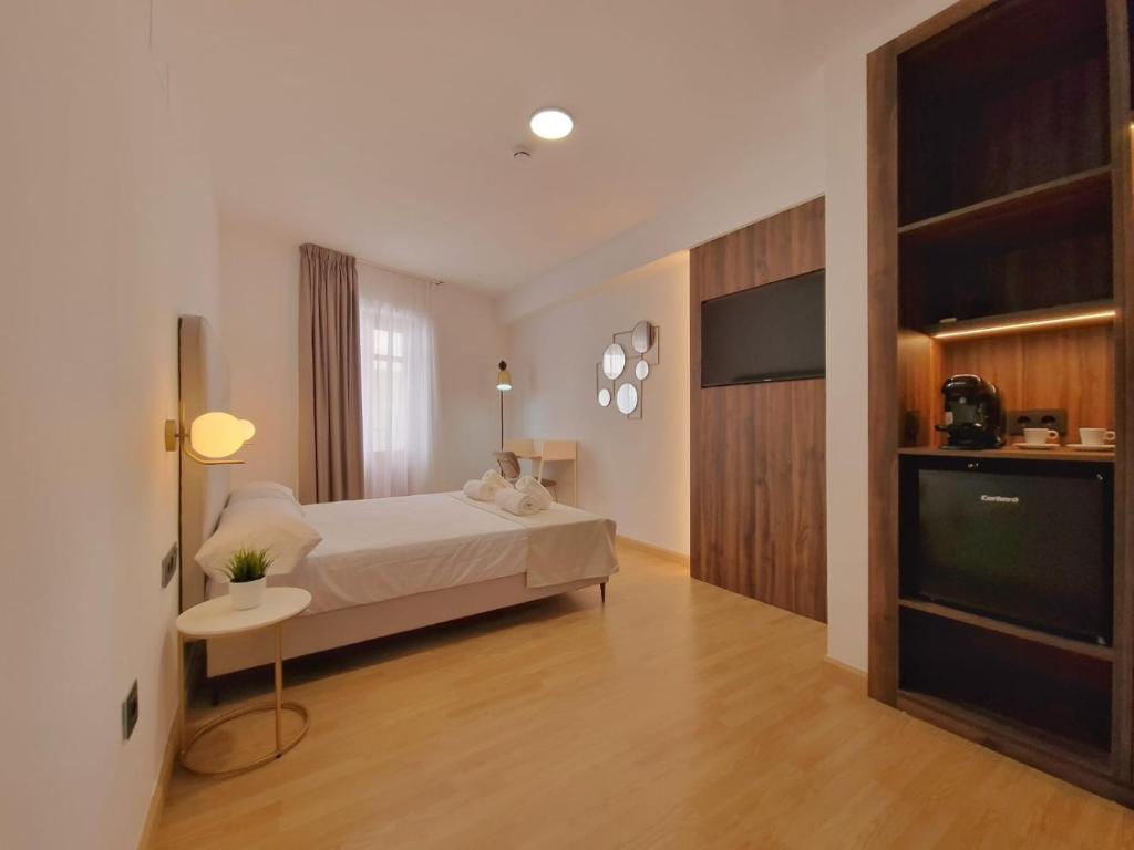 HOSTAL HS CEHEGIN