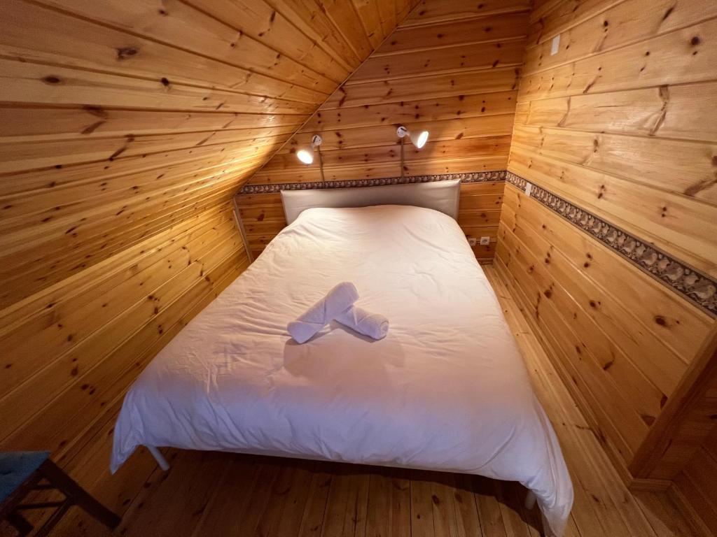 Chalet bois au coeur des Pyrénées ariégeoises photo 3
