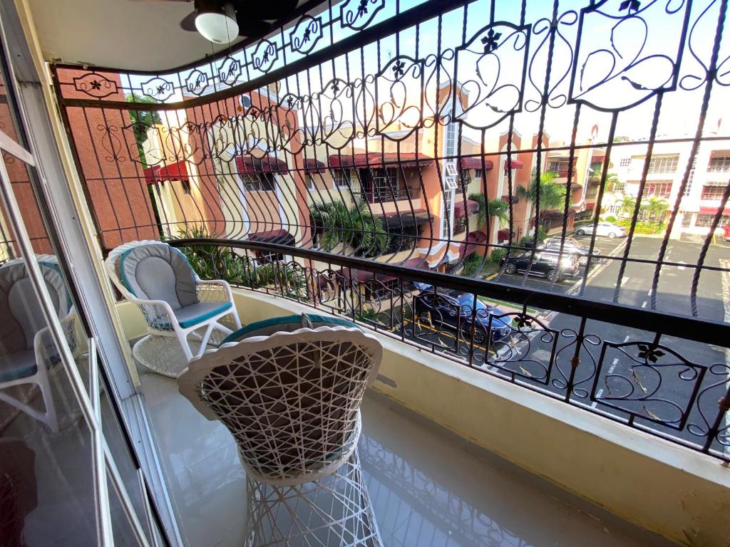 3 SANTO Dgo- Huge Charming apt close to all fun- TRANSFORMER AND INVERTER IF THE LIGHT GOES OFF photo 2