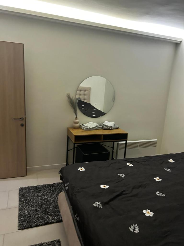 Anton Apartment photo 1