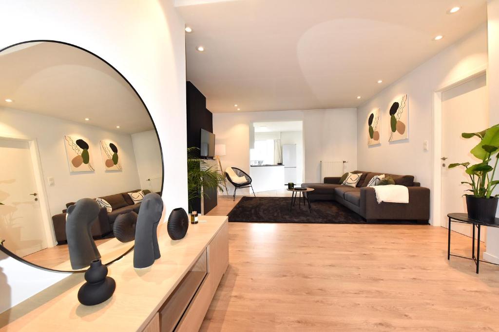 Cosy apartment Airport Brussels with terrace photo 4