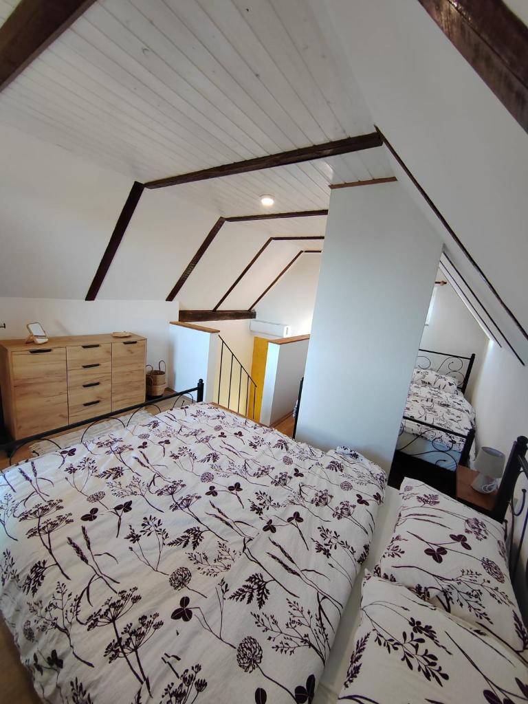 Holiday home Sunce i Zora photo 2