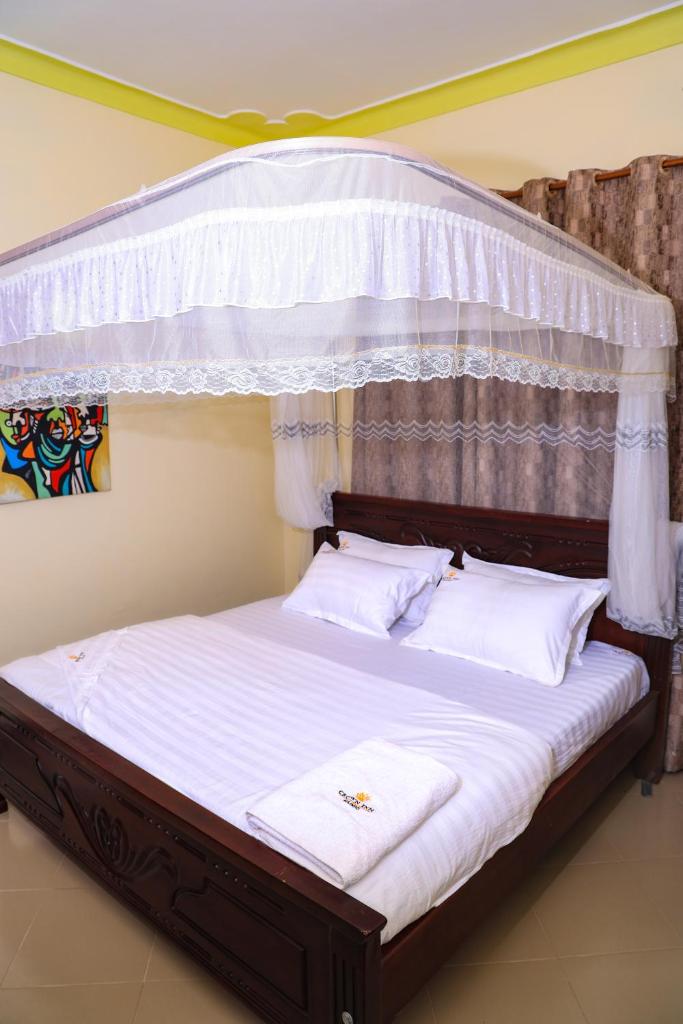 Crown Inn Bulindo photo 3