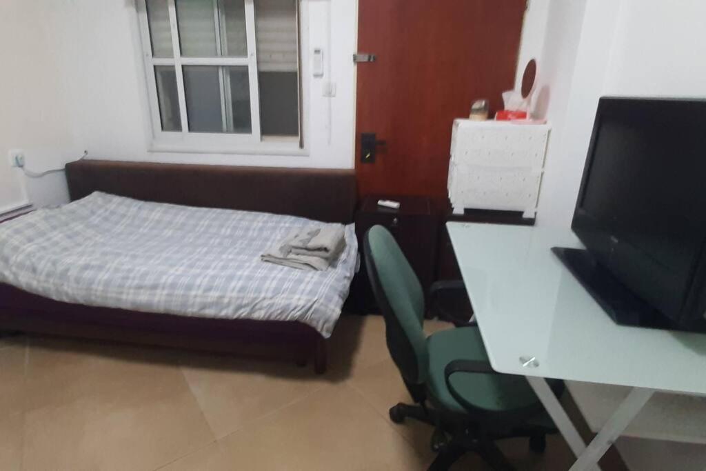 Kosher 'Villa Rosa' Moshav Aderet, Ella Valley nr Bet Shemesh photo 2