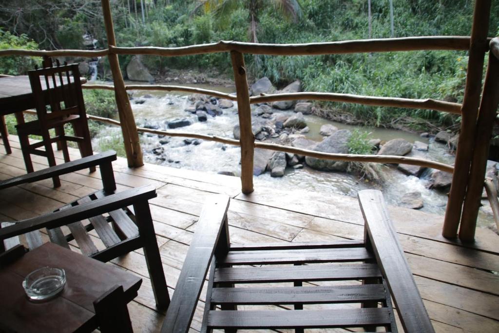 Ella river home photo 1