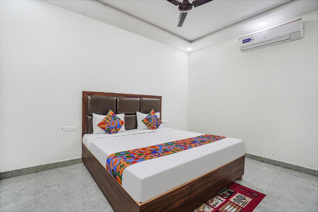 FabHotel Akash Inn