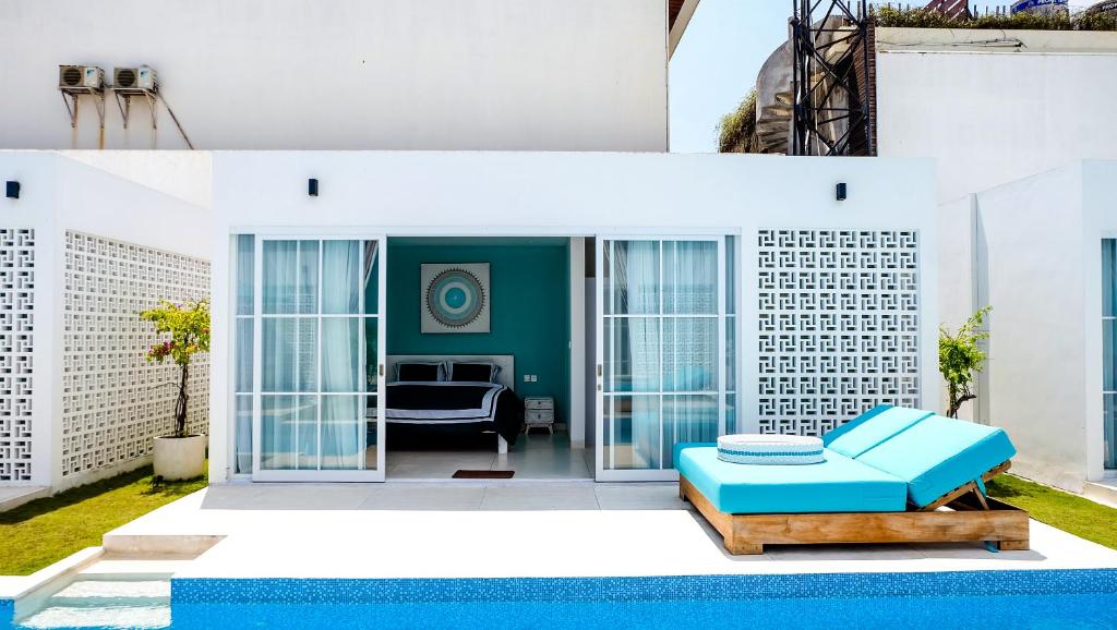 Abian Kapas Beach House photo 1