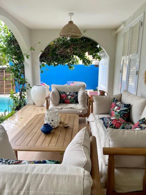 Luxueuse Villa - Jardin - Piscine - Jacuzzi - 3min du lagon photo 1