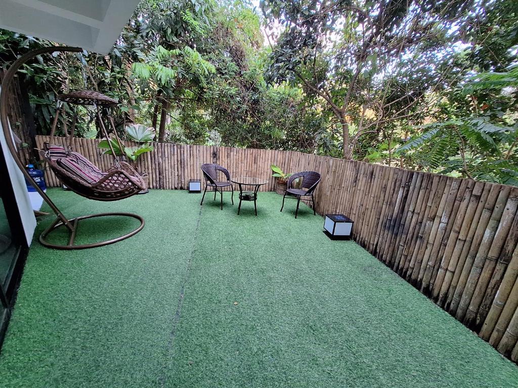 Bali-style studio apartment photo 2