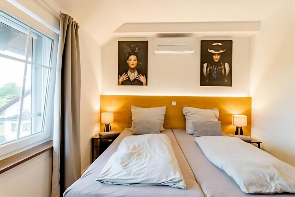 Komfortables Doppelzimmer in Kehl Goldscheuer - 1A Guesthouse photo 3