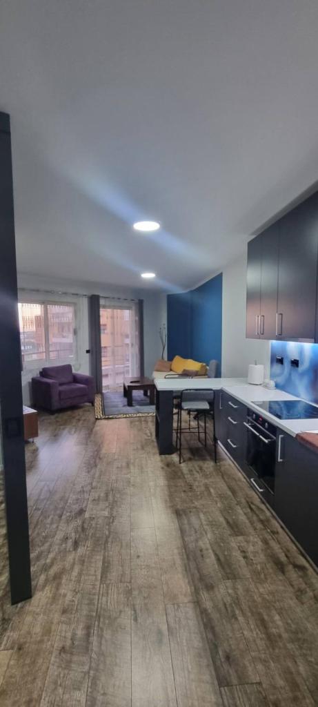 2# Lovely spacious 1-Bedroom Apart