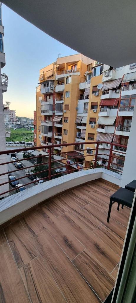 2# Lovely spacious 1-Bedroom Apart photo 4