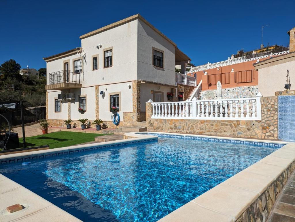 Buen Estar, piscina, barbacoa, jacuzzi en Valencia photo 2