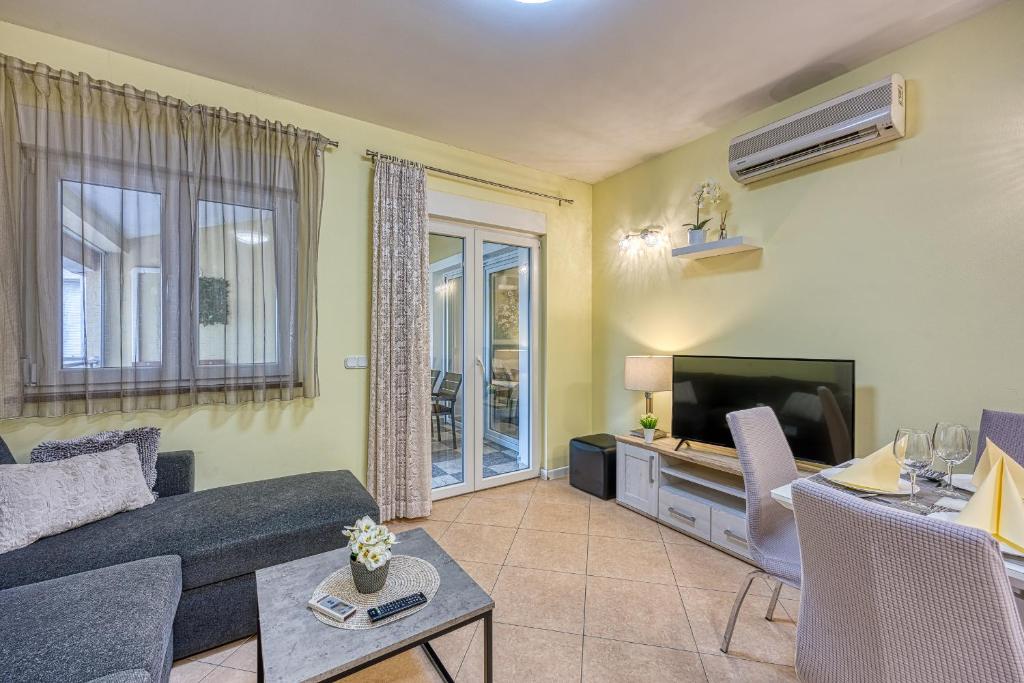 Apartman Nika - Medulin photo 3