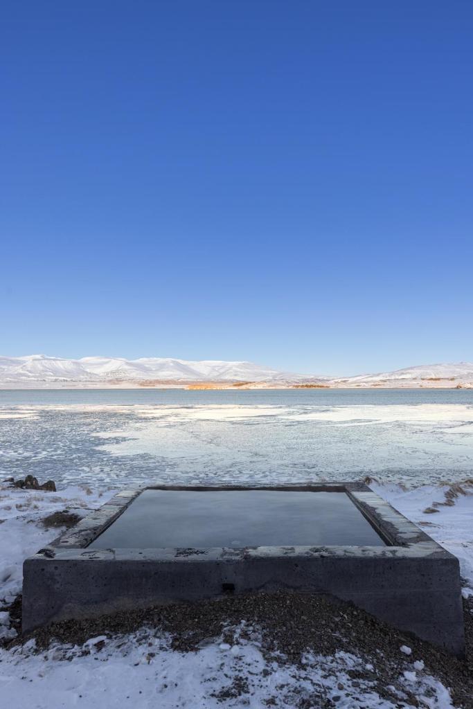 The Oceanfront Private northern lights villa. photo 3