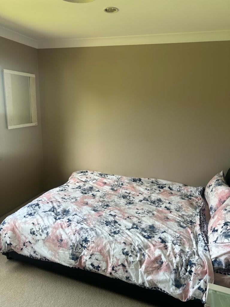 Luxurious and spacious home in taree photo 2