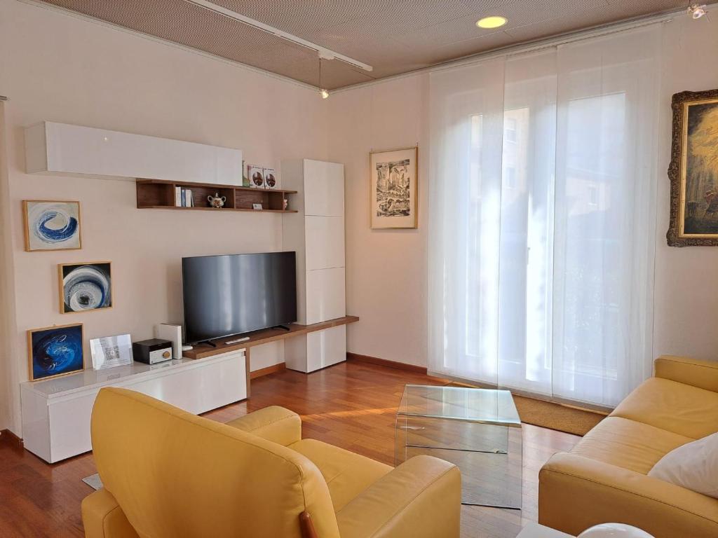 Sestante Apartment by Quokka 360 - A garden in the town centre
