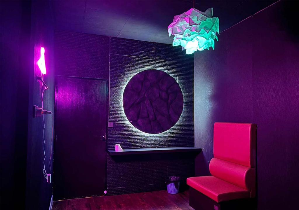 Doctor Alien Hostel Don Mueang photo 1