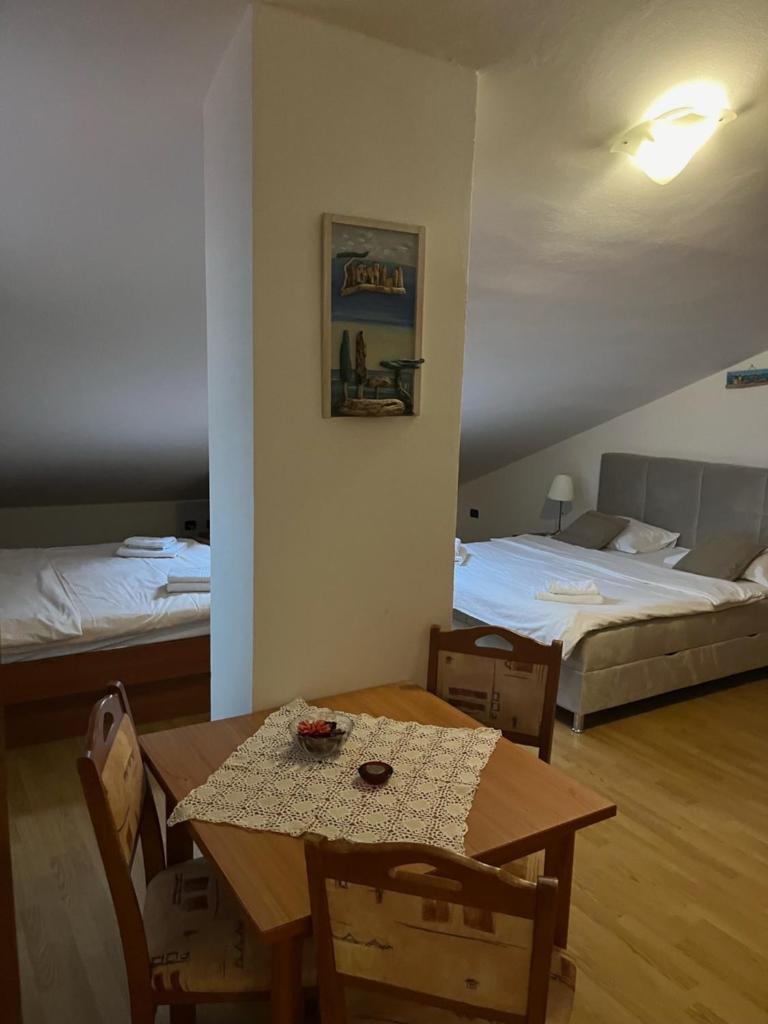 Apartments Vunić photo 4